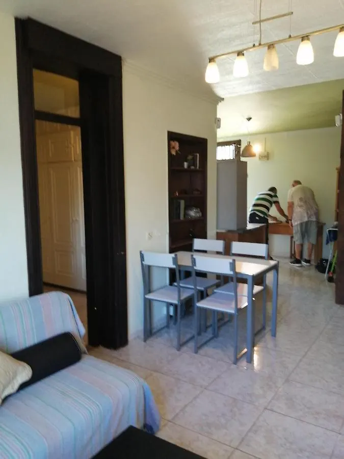 Primavera Appartement Tot 7 Personen Ideaal Voor Backpackers Arona